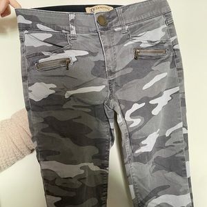 Camo pants